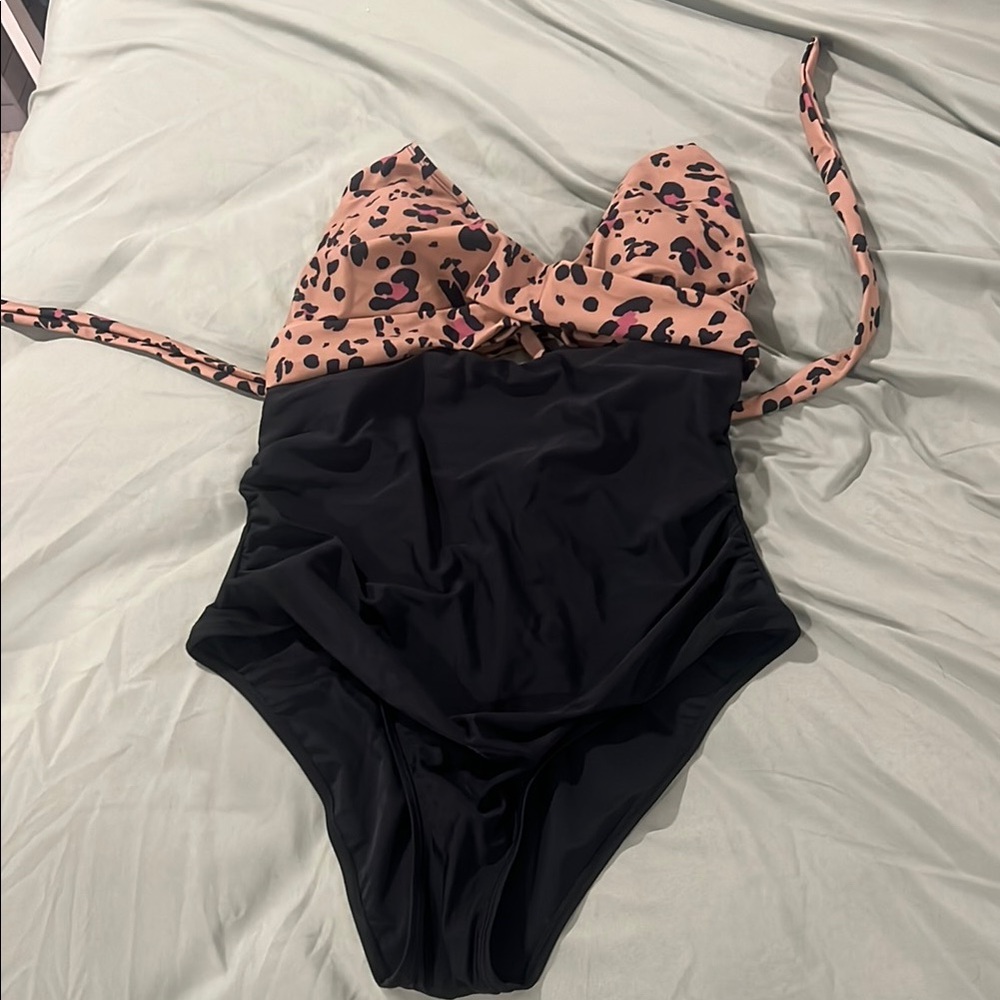 Leopard Print Cutout Tummy Control One Piece Swimsuit